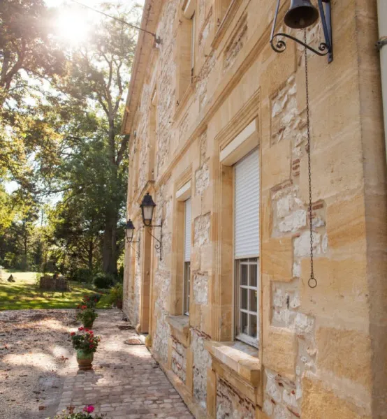 installation volet roulant électrique CLINIQUE DU STORE sur Lyon et Caluire 