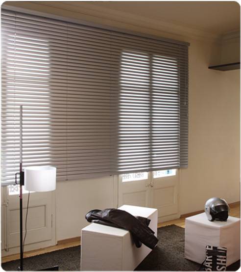 Installateur professionnel STORES SUR LYON - CLINIQUE DU STORE