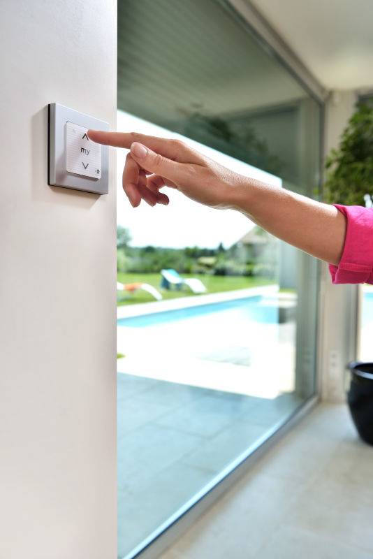 Motorisation volet roulant à LYON - Clinique du Store