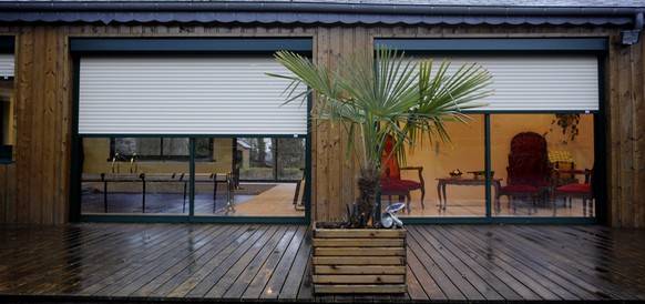 dépannage volet roulant bubendorff LYON - réparatareur CLINIQUE DU STORE CALUIRE