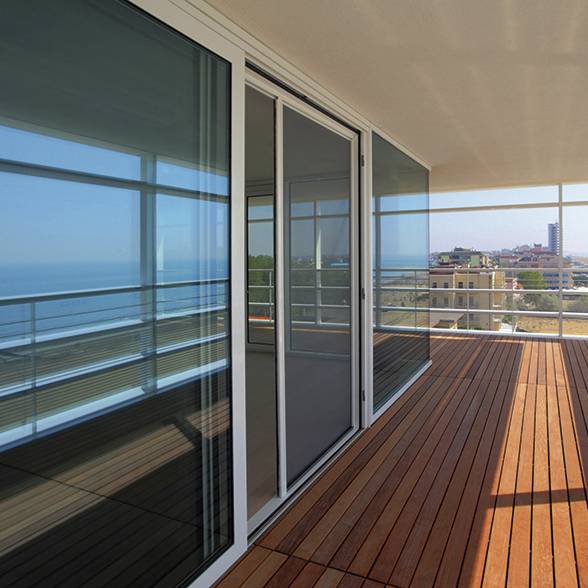 Moustiquaire COULISSANTE CLINIQUE DU STORE LYON