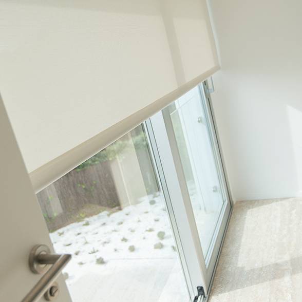 Vente et Installation de Stores Intérieurs DESIGN- CLINIQUE DU STORE