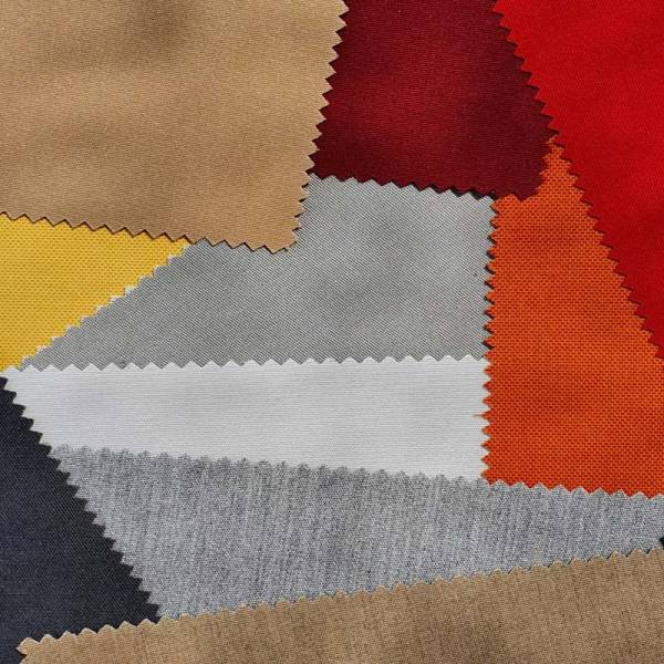 CHOISIR UNE NOUVELLE TOILE DE STORE INSTALLATEUR CLINIQUE DU STORE LYON ET CALUIRE 