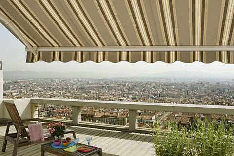 professionnel store terrasse balcon Lyon  6 - expertise et savoir faire depuis  50 ans sur Lyon 